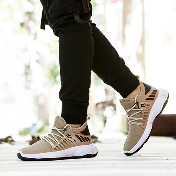 Herren Mesh-Sneaker mit dicker weisser Sohle
