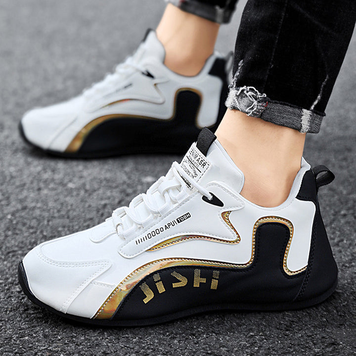 Weisser Dad Sneaker mit goldenen Akzenten
