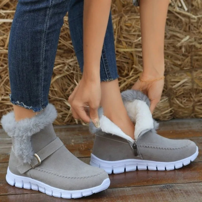 Damen Schneestiefeletten mit Fellrand und Schnalle