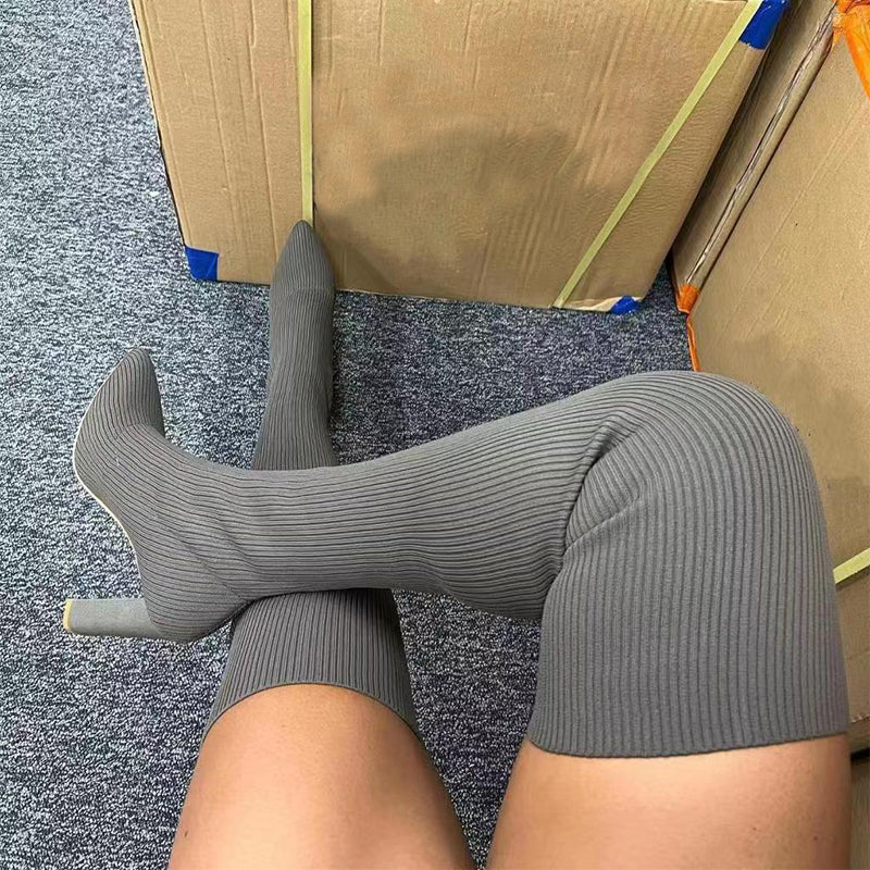 Damen Overknee-Stiefel aus Strick mit Absatz