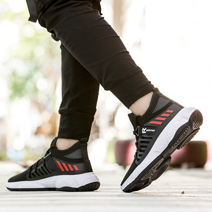 Herren Mesh-Sneaker mit dicker weisser Sohle