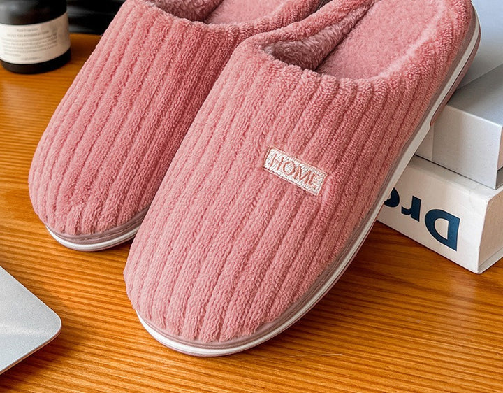 Gerippte Plüsch-Hausschuhe in Rosa mit geschlossener Spitze