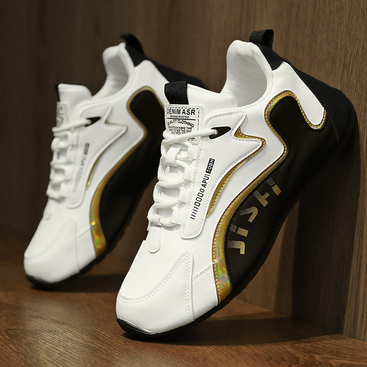 Weisser Dad Sneaker mit goldenen Akzenten